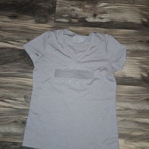 Under Armour Women's Light Gray V-Neck Tee